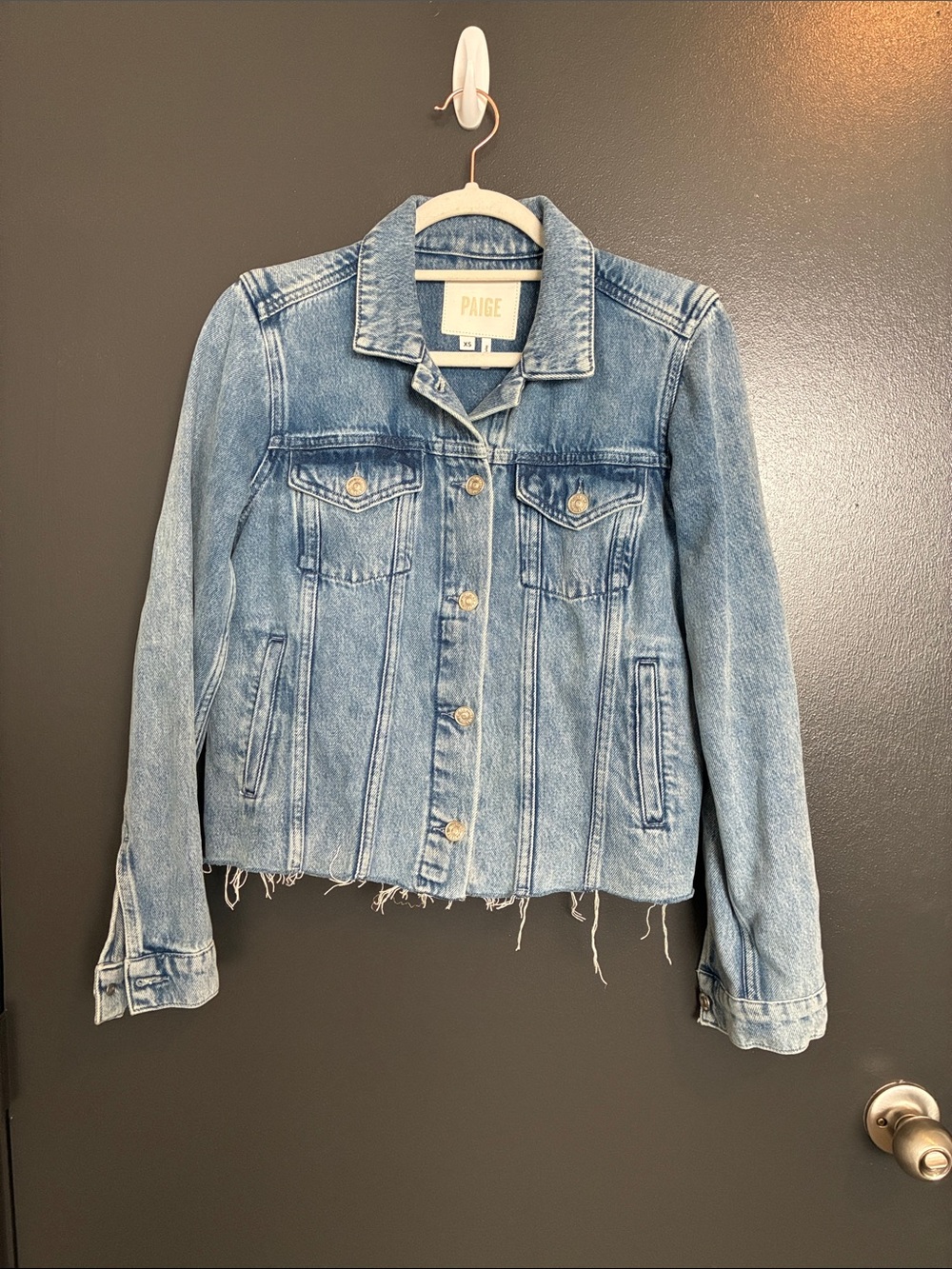 PAIGE Light Blue Denim Rowan Jacket with Raw Hem pearl blue Sz XS - Picture 5 of 10